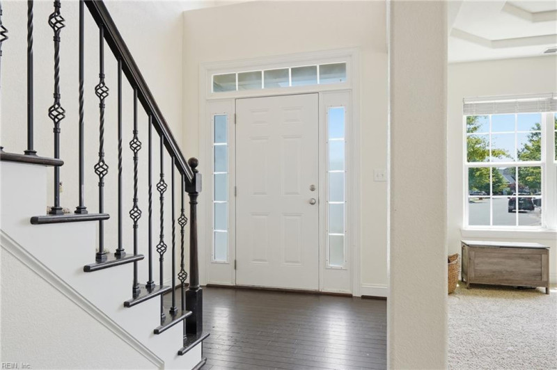 Photo 3 of 46 residential for sale in Virginia Beach virginia
