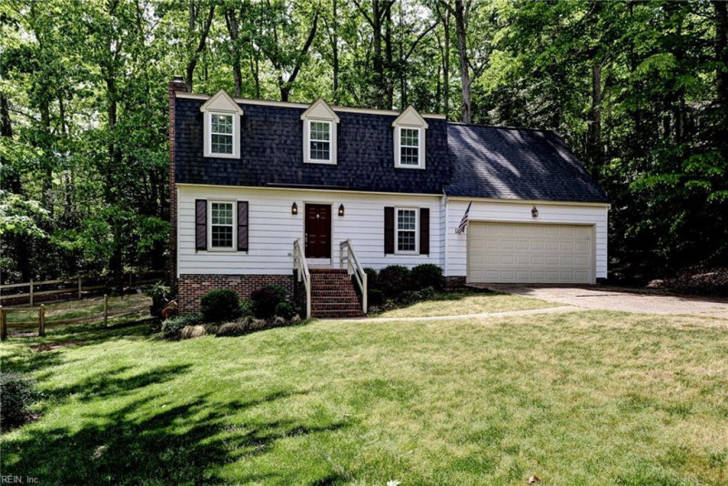 Photo 1 of 38 residential for sale in James City County virginia