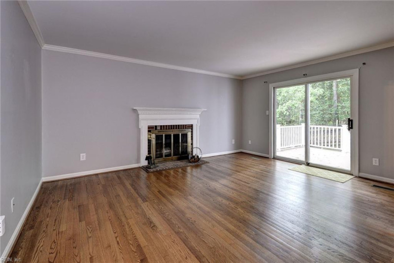 Photo 4 of 38 residential for sale in James City County virginia