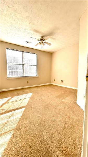 Photo 11 of 28 residential for sale in Newport News virginia