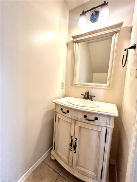 Photo 15 of 28 residential for sale in Newport News virginia