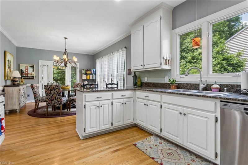 Photo 11 of 30 residential for sale in Williamsburg virginia