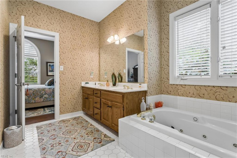 Photo 19 of 30 residential for sale in Williamsburg virginia