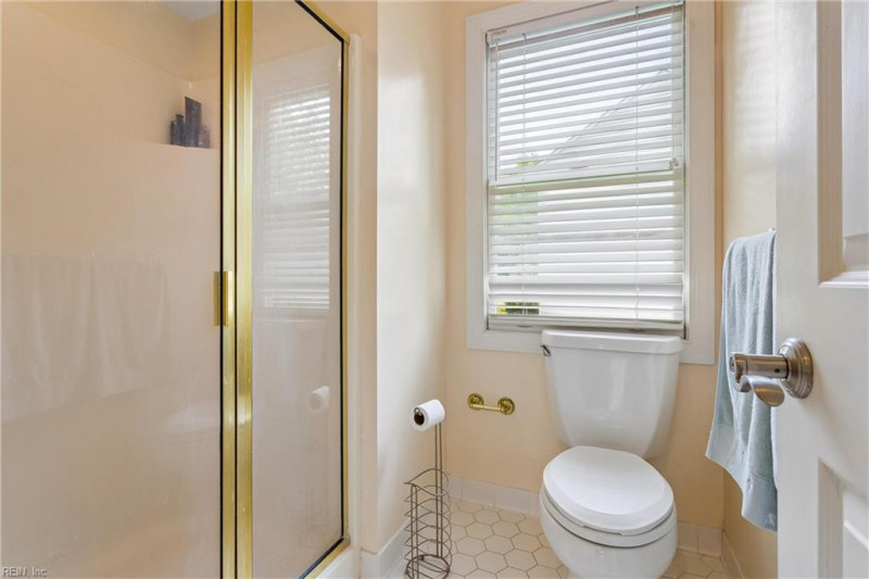 Photo 20 of 30 residential for sale in Williamsburg virginia