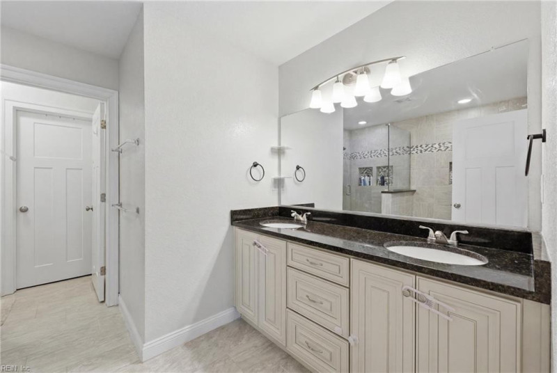 Photo 37 of 42 residential for sale in Norfolk virginia