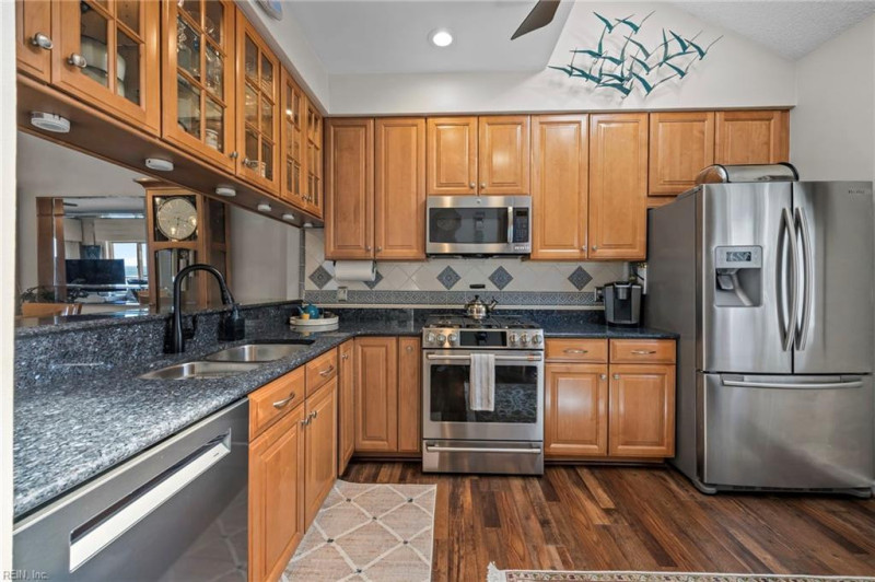 Photo 18 of 41 residential for sale in Norfolk virginia Photo 18 of 41 residential for sale in Norfolk virginia