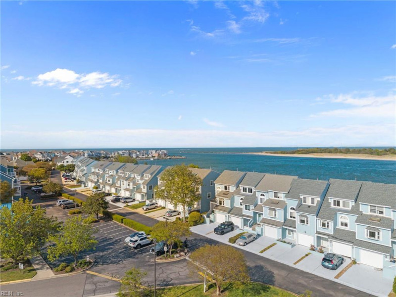 Photo 4 of 41 residential for sale in Norfolk virginia Photo 4 of 41 residential for sale in Norfolk virginia