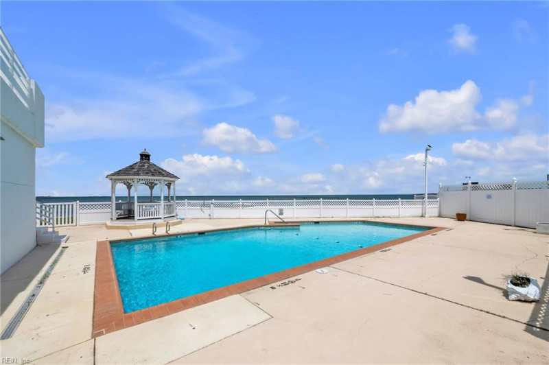 Photo 11 of 50 residential for sale in Virginia Beach virginia