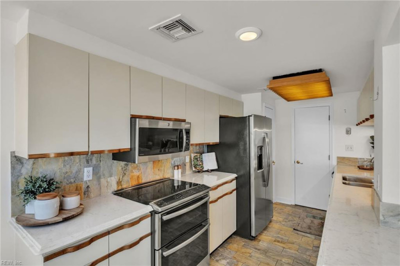 Photo 34 of 50 residential for sale in Virginia Beach virginia