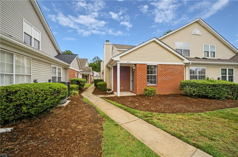Photo 6 of 30 residential for sale in Chesapeake virginia Photo 6 of 30 residential for sale in Chesapeake virginia