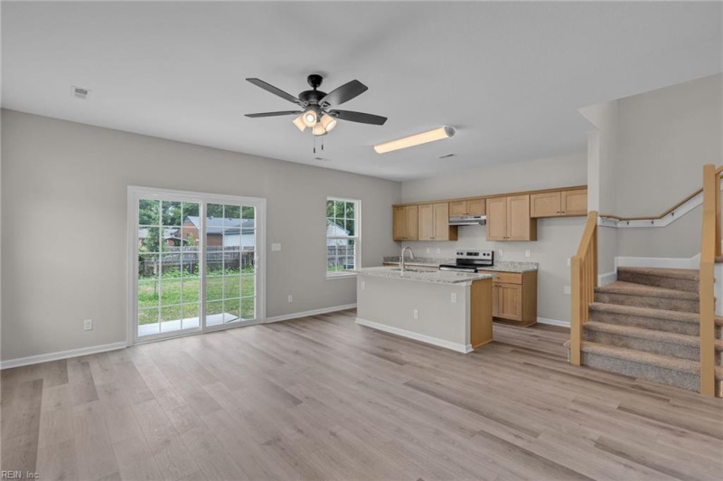 Photo 13 of 46 residential for sale in Portsmouth virginia