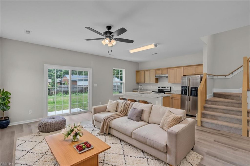 Photo 14 of 46 residential for sale in Portsmouth virginia