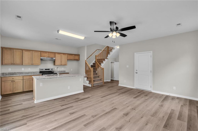 Photo 15 of 46 residential for sale in Portsmouth virginia