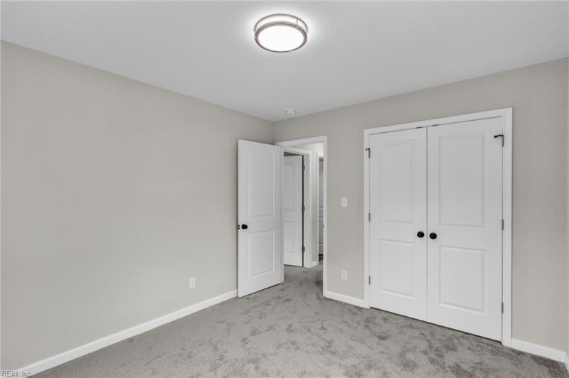 Photo 25 of 46 residential for sale in Portsmouth virginia
