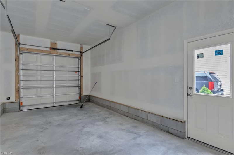 Photo 43 of 46 residential for sale in Portsmouth virginia