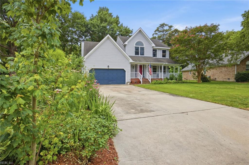 Photo 2 of 40 residential for sale in Chesapeake virginia