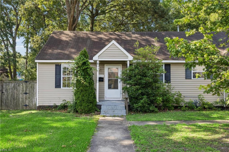 Photo 1 of 43 residential for sale in Norfolk virginia
