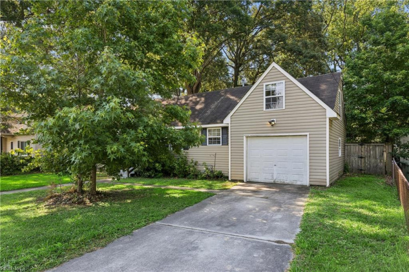 Photo 2 of 43 residential for sale in Norfolk virginia