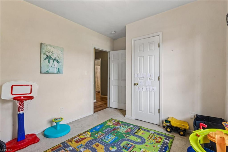Photo 29 of 43 residential for sale in Norfolk virginia