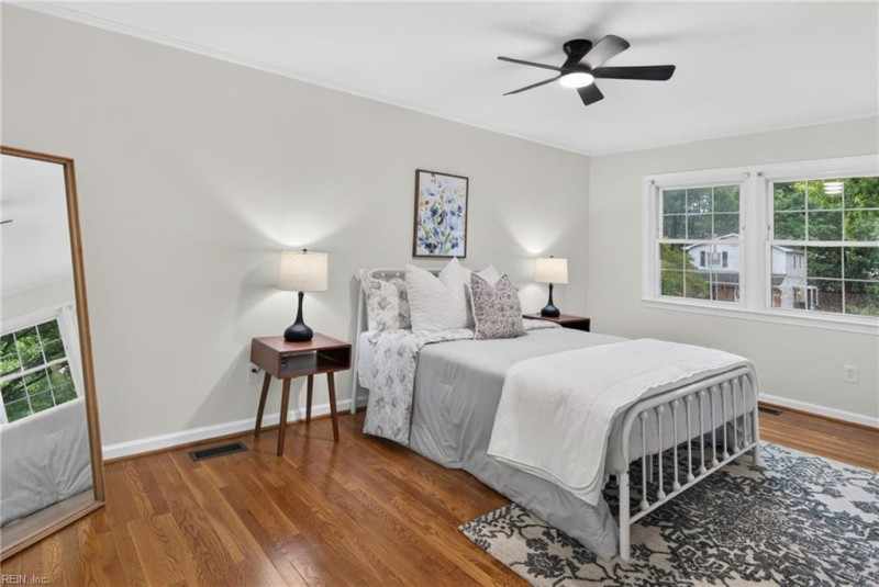 Photo 23 of 41 residential for sale in Newport News virginia