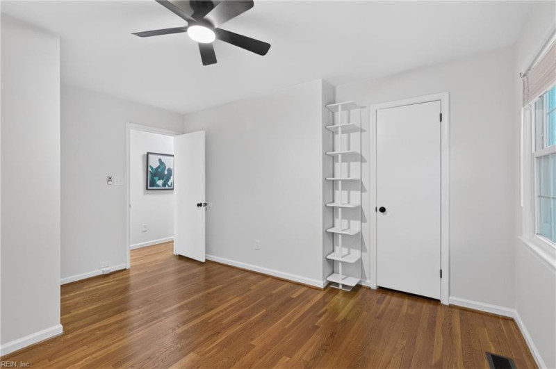 Photo 31 of 41 residential for sale in Newport News virginia