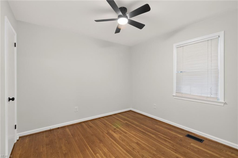 Photo 36 of 41 residential for sale in Newport News virginia