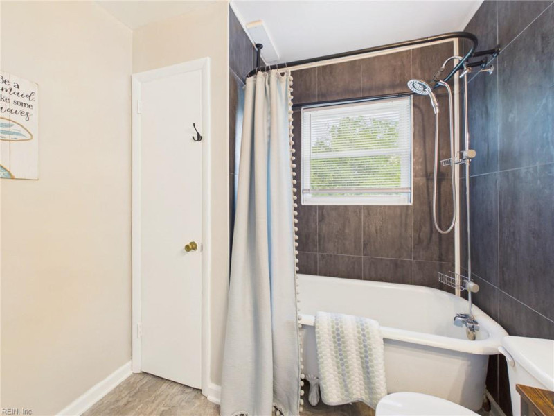 Photo 24 of 40 residential for sale in Virginia Beach virginia