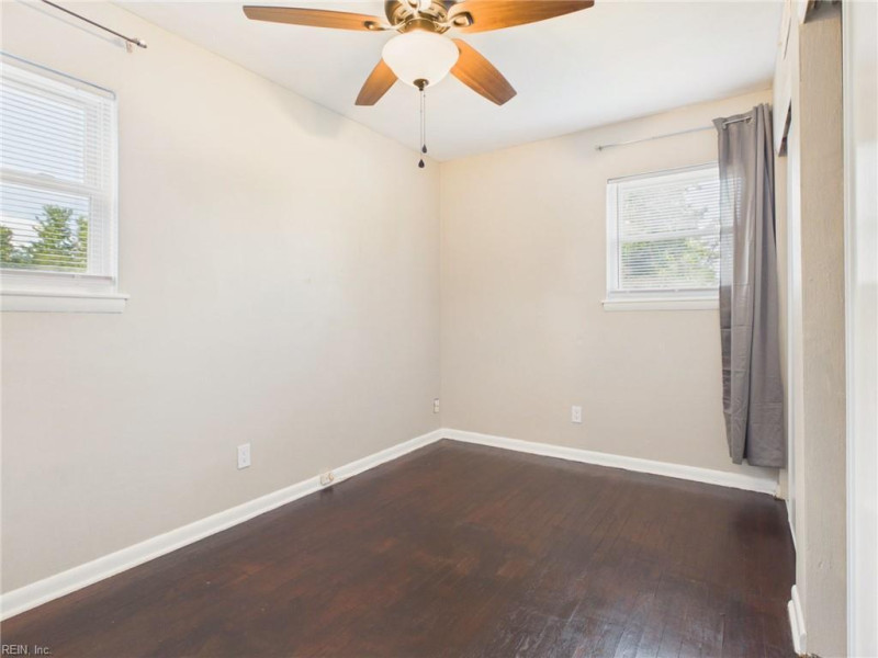 Photo 35 of 40 residential for sale in Virginia Beach virginia