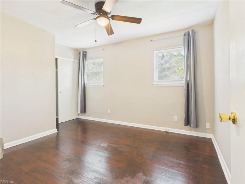 Photo 38 of 40 residential for sale in Virginia Beach virginia