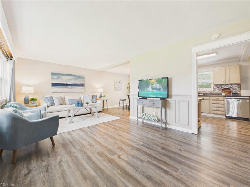 Photo 6 of 40 residential for sale in Virginia Beach virginia