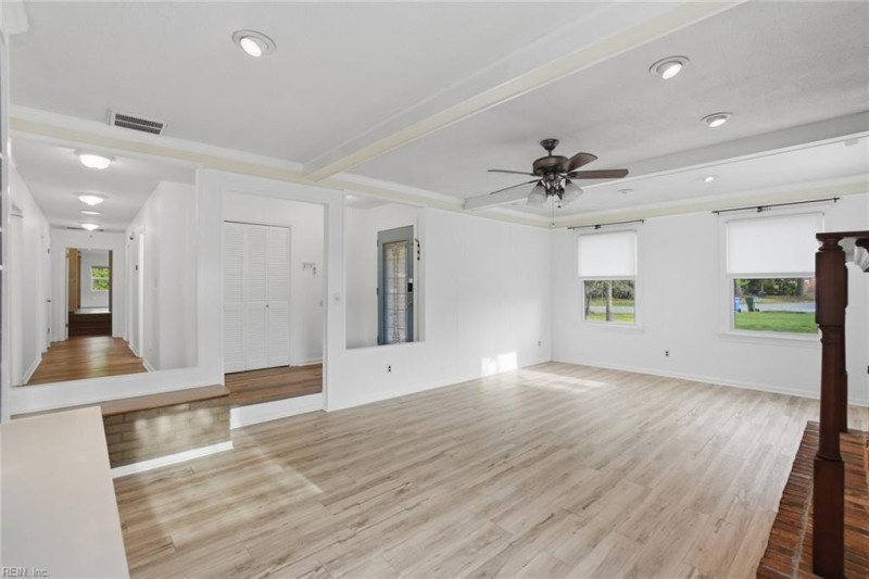 Photo 19 of 36 residential for sale in Norfolk virginia