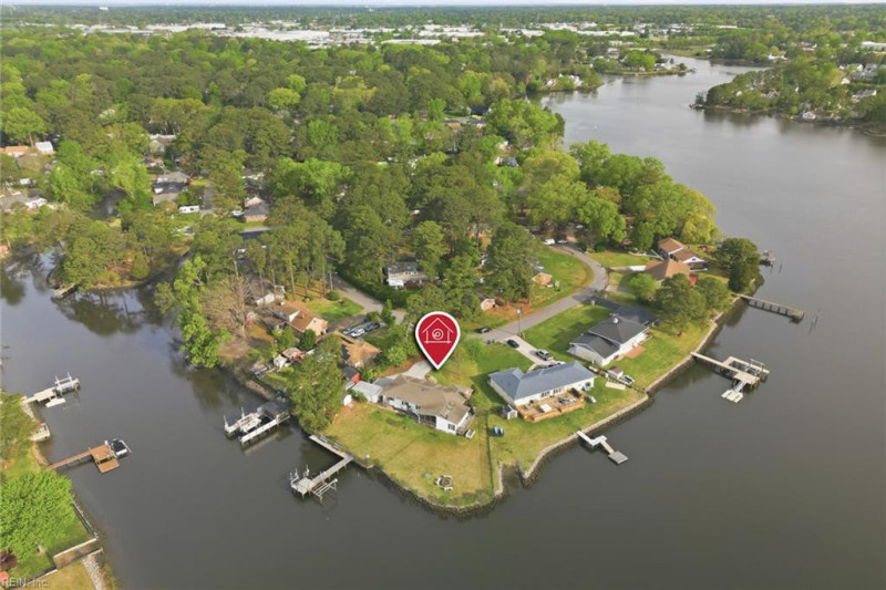 Photo 3 of 36 residential for sale in Norfolk virginia