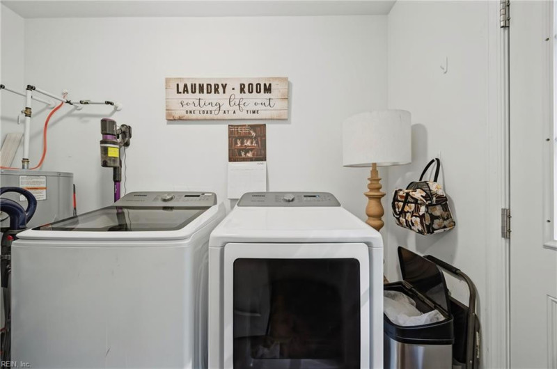 Photo 13 of 27 residential for sale in Gloucester County virginia