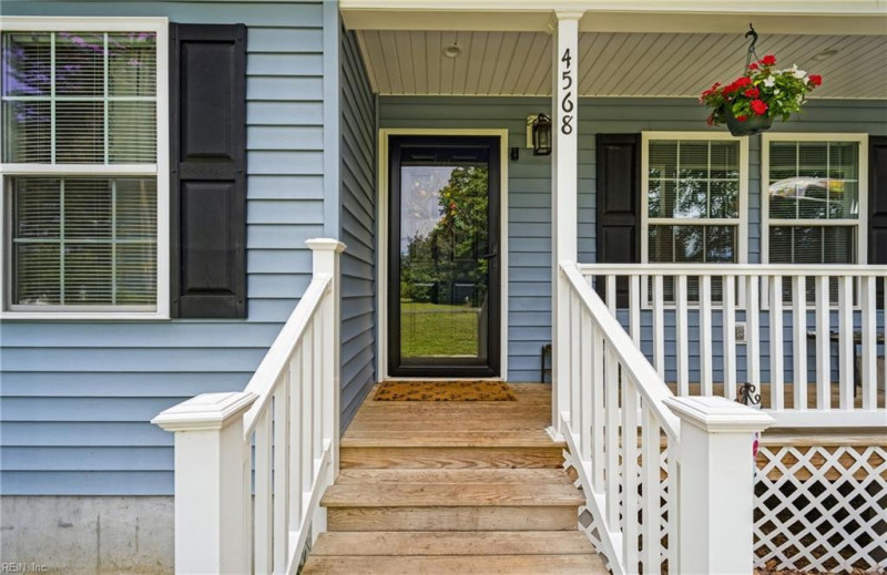 Photo 4 of 27 residential for sale in Gloucester County virginia