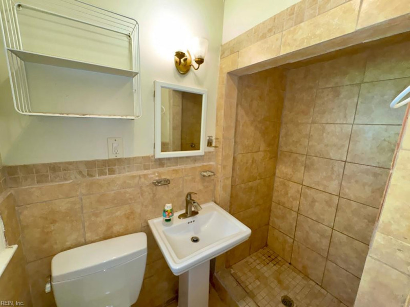 Photo 19 of 23 residential for sale in Portsmouth virginia Photo 19 of 23 residential for sale in Portsmouth virginia