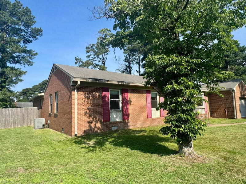 Photo 2 of 23 residential for sale in Portsmouth virginia Photo 2 of 23 residential for sale in Portsmouth virginia