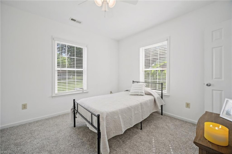 Photo 26 of 45 residential for sale in Chesapeake virginia