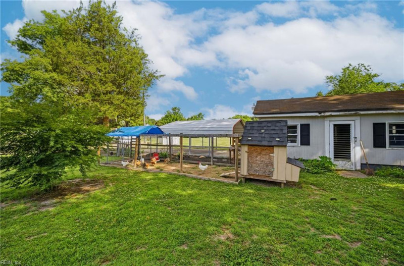 Photo 34 of 45 residential for sale in Chesapeake virginia
