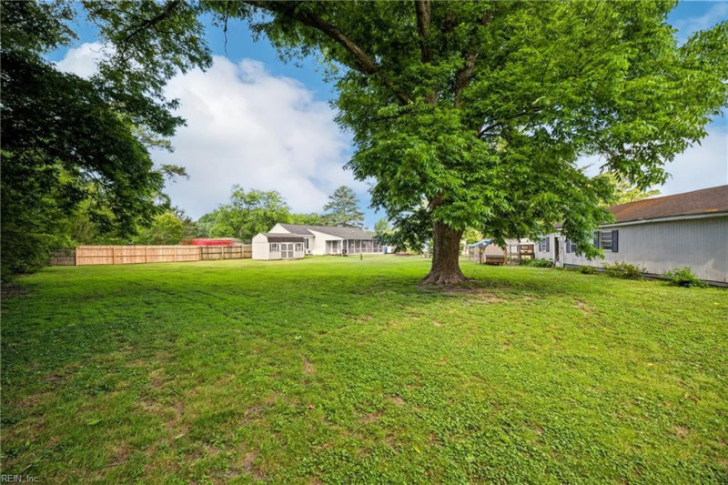 Photo 37 of 45 residential for sale in Chesapeake virginia