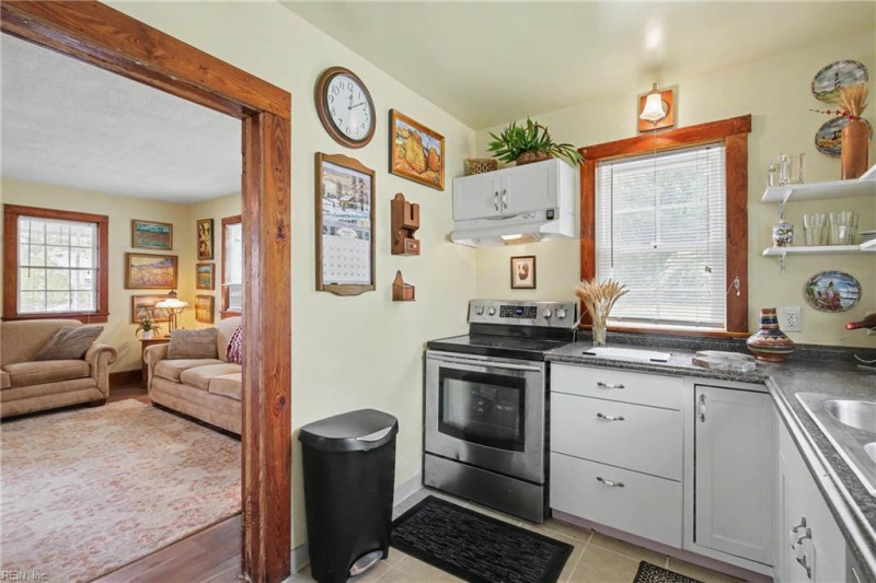Photo 19 of 45 residential for sale in Surry County virginia