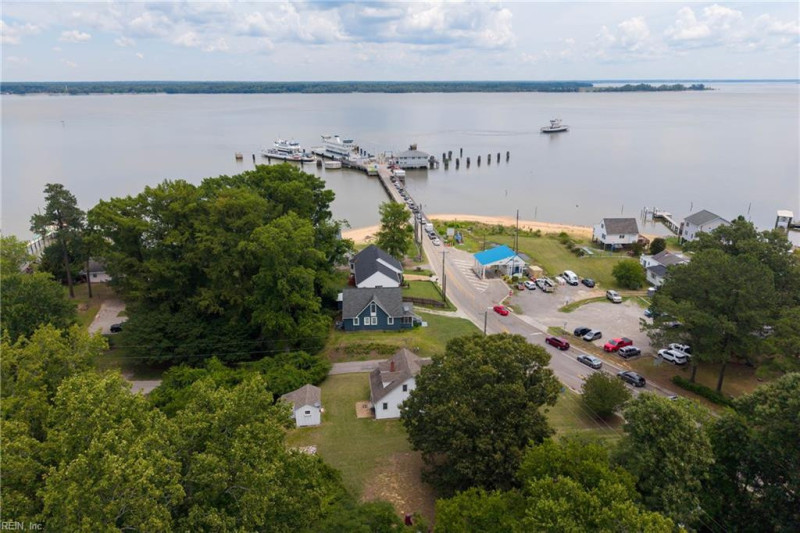 Photo 27 of 45 residential for sale in Surry County virginia