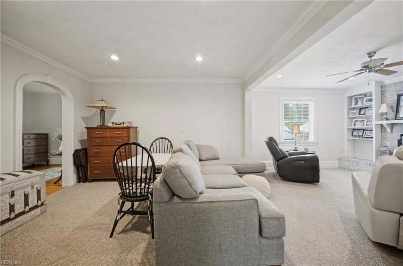 Photo 12 of 49 residential for sale in Suffolk virginia