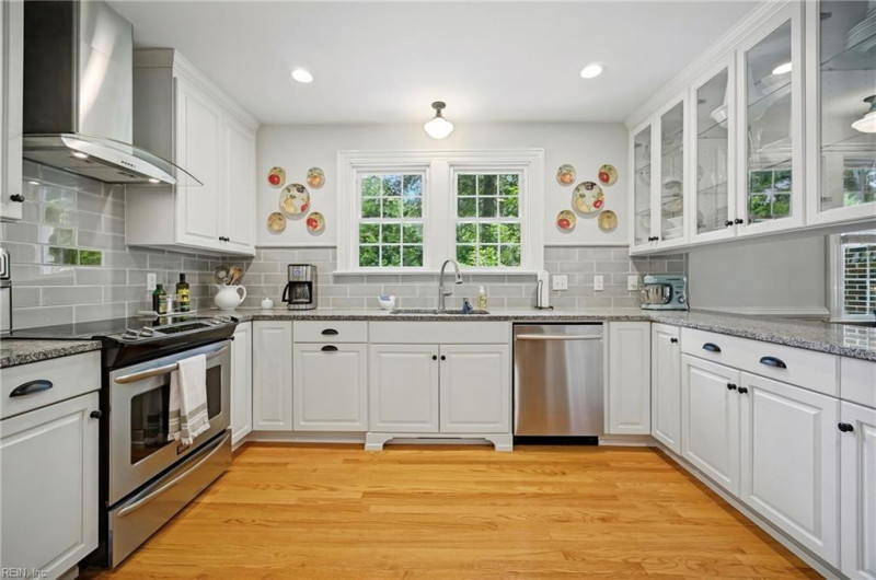 Photo 19 of 49 residential for sale in Suffolk virginia