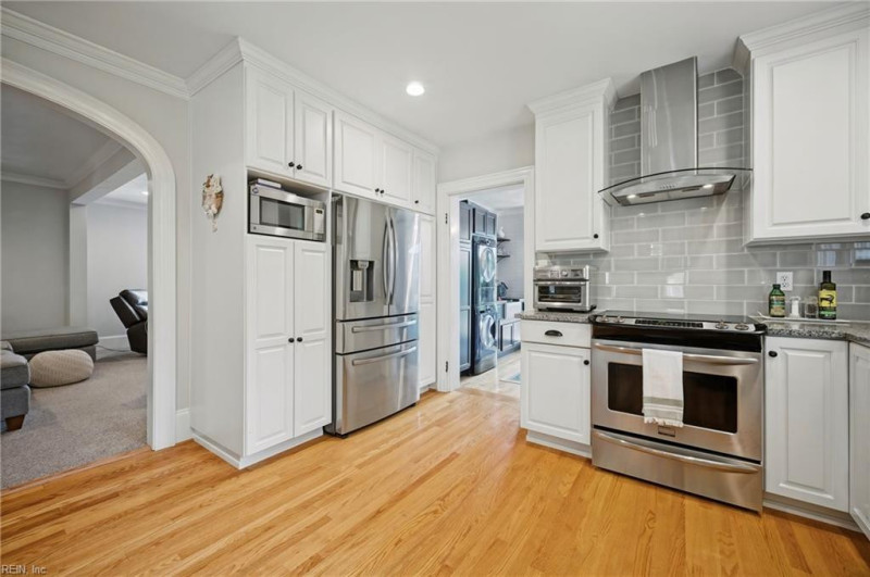Photo 20 of 49 residential for sale in Suffolk virginia