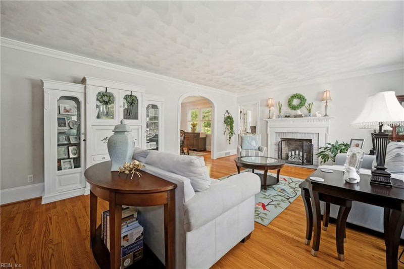 Photo 6 of 49 residential for sale in Suffolk virginia
