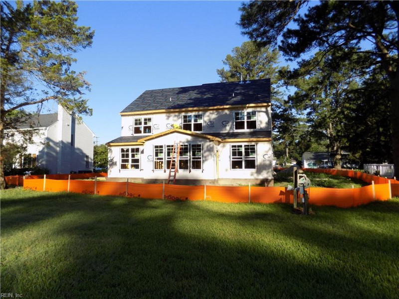Photo 3 of 44 residential for sale in Chesapeake virginia