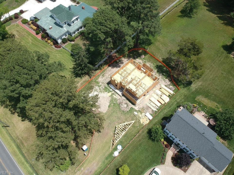 Photo 4 of 44 residential for sale in Chesapeake virginia