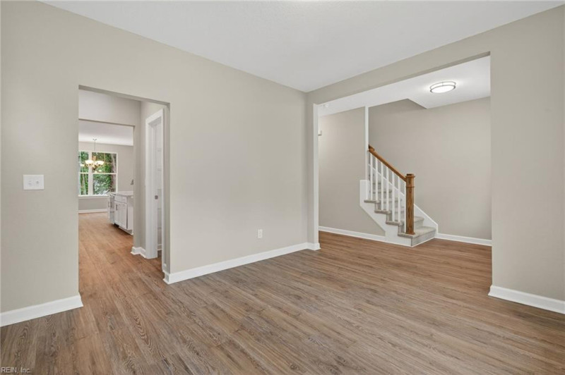 Photo 8 of 44 residential for sale in Chesapeake virginia