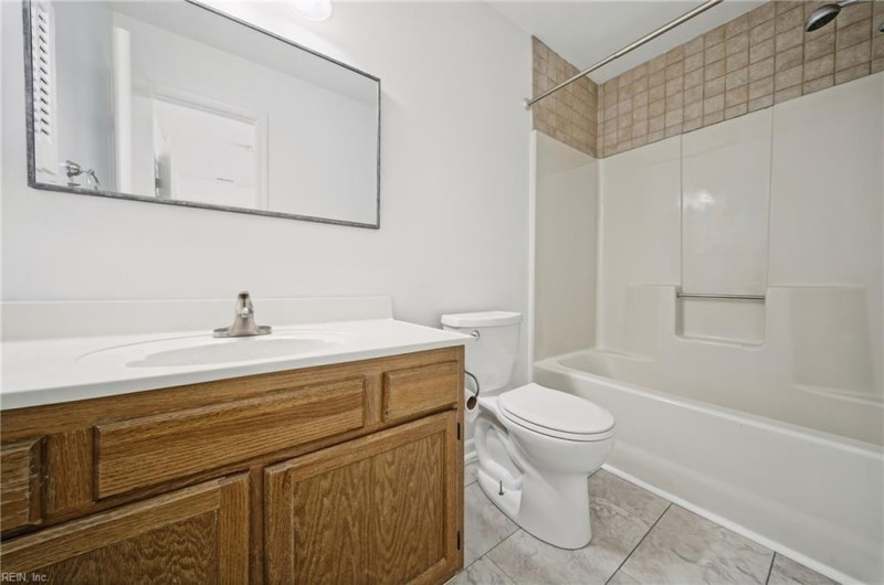 Photo 13 of 24 residential for sale in Virginia Beach virginia