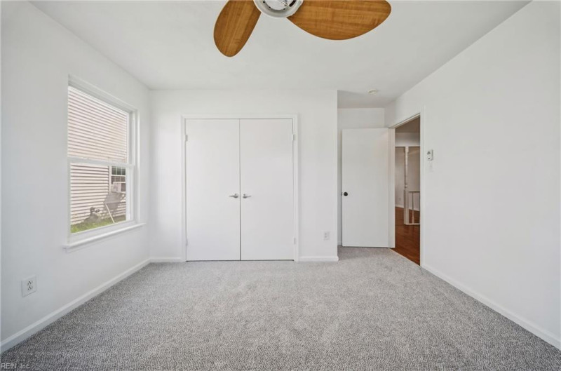 Photo 14 of 24 residential for sale in Virginia Beach virginia